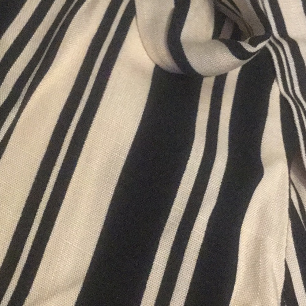 BLACK TAUPE STRIPE OFF THE SHOULDERS LINED ROMPER - Picture 7 of 8